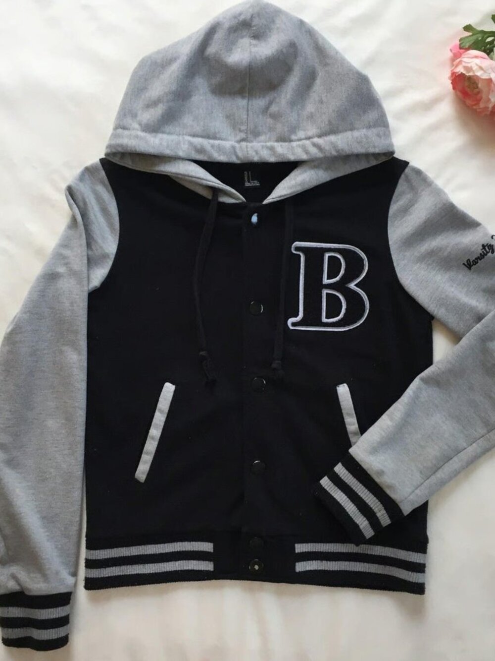 Forever 21 Gray Baseball Embroidered Jacket